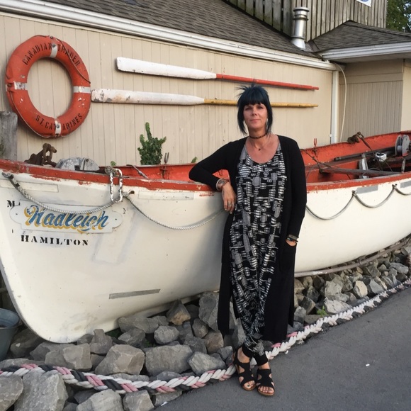 Meet the Posher - Picture 6 of 8